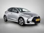 Toyota Yaris 1.5 Hybrid 115 Dynamic | BTW Voertuig | Climate Control | Cruise Control Adaptive | Apple CarPlay/Android auto | Achteruitrijcamera | Draadloze telefoonlader |