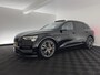Audi E-tron 55 Quattro Advanced 95 kWh [ 3-Fase-11kW ] {SoH-91%} (INCL-BTW) *PANO | LEATHER | BANG&OLUFSEN | VIRTUAL-MIRRORS | HEAD-UP |  ADAPTIVE-CRUISE | FULL-LED | DIGI-COCKPIT | KEYLESS | MEMORY-PACK | TOPVIEW | HEATED-SPORTSEATS |  22''ALU*