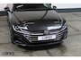 Volkswagen Arteon Shooting Brake 2.0 TSI R-Line | Trekhaak IQ.Light Camera ACC CarPlay Stoelver. v + a