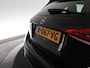 Mercedes-Benz A-klasse 180 Premium Plus AMG AUTOMAAT | PANORAMADAK | NAVIGATIE | SFEERVERLICHTING |