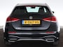 Mercedes-Benz A-klasse 180 Premium Plus AMG AUTOMAAT | PANORAMADAK | NAVIGATIE | SFEERVERLICHTING |