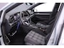 Volkswagen Golf GTE 1.5 TSI eHybrid 272pk DSG Automaat Trekhaak, Black Style, Panoramadak, LED matrix koplampen, 360 camera, Adaptive cruise control