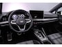 Volkswagen Golf GTE 1.5 TSI eHybrid 272pk DSG Automaat Trekhaak, Black Style, Panoramadak, LED matrix koplampen, 360 camera, Adaptive cruise control