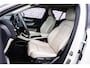 Volvo XC40 1.5 T4 Recharge Inscription | Adaptieve cruise control | Stoel/stuurverwarming | Parkeer sensoren voor en achter | Climate control | Parkeer camera |