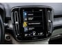 Volvo XC40 1.5 T4 Recharge Inscription | Adaptieve cruise control | Stoel/stuurverwarming | Parkeer sensoren voor en achter | Climate control | Parkeer camera |