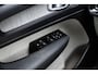 Volvo XC40 1.5 T4 Recharge Inscription | Adaptieve cruise control | Stoel/stuurverwarming | Parkeer sensoren voor en achter | Climate control | Parkeer camera |