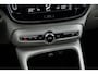 Volvo XC40 1.5 T4 Recharge Inscription | Adaptieve cruise control | Stoel/stuurverwarming | Parkeer sensoren voor en achter | Climate control | Parkeer camera |