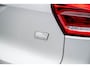 Volvo XC40 1.5 T4 Recharge Inscription | Adaptieve cruise control | Stoel/stuurverwarming | Parkeer sensoren voor en achter | Climate control | Parkeer camera |
