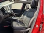 Renault Captur 1.3 mild hybrid 160 iconic / Lederen bekleding / Glazen schuif kanteldak / Stoelverwarming + verwarmd stuurwiel / Elektrisch verstelbare bestuurdersstoel / Navigatie.