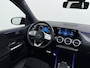 Mercedes-Benz B-klasse 180 AMG Line | Trekhaak | Pano | Sfeerverlichting
