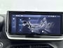 Peugeot 2008 1.2 Hybrid 145 Allure | Automaat | Camera | Navigatie | Dodehoekdetectie | Adaptieve cruise control |