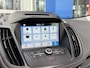 Ford Kuga 1.5 EcoBoost Vignale Pano dak | White Platinum | Trekhaak | Stoelverw. | Camera | SONY | 2.000kg trekgewicht
