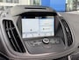 Ford Kuga 1.5 EcoBoost Vignale Pano dak | White Platinum | Trekhaak | Stoelverw. | Camera | SONY | 2.000kg trekgewicht