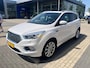 Ford Kuga 1.5 EcoBoost Vignale Pano dak | White Platinum | Trekhaak | Stoelverw. | Camera | SONY | 2.000kg trekgewicht