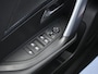 Peugeot 2008 Allure 1.2 PureTech 130pk Automaat ADAPT. CC | 17''LM | PDC + CAM. | NAVI | APPLE-CARPLAY