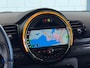 MINI Clubman 1.5 Cooper 136 pk Aut. | Leer ACC LED CarPlay Climate Stoelver. Chili