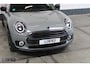 MINI Clubman 1.5 Cooper 136 pk Aut. | Leer ACC LED CarPlay Climate Stoelver. Chili