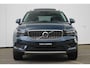 Volvo XC40 1.5 T4 Recharge Inscription | Panoramadak | Elek. bed. voorstoelen met geheugen | Semi elek. trekhaak | Verwarmbare voorstoelen | Verwarmbaar stuurwiel | 360 graden camera | Verwarmbare achterbank | Keyless entry | Premium audio by Harman Kardon | Adaptive cruise control | Blind spot | Elektrische achterklep | Apple carplay |