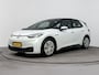 Volkswagen ID.3 Pro 58 kWh | Ned. auto | All Season | Stoel + stuurverwarming | Parkeersensoren | Adaptive cruise | Navigatie |