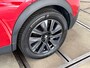 Peugeot 2008 1.2 PureTech GT-line | Leder | 18 inch | Panoramadak | ACC | Dodehoek | Afneembare Trekhaak | Camera