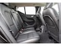 Volvo XC40 1.5 T5 Twin Engine Inscription | Plug-in Hybrid (PHEV) | Trekhaak | 360 Graden Camera | Panoramadak | Harman Kardon Audio | Stoelverwarming voor en achter | Elektrische Achterklep | Navigatie | Apple Carplay | Android Auto