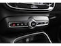 Volvo XC40 1.5 T5 Twin Engine Inscription | Plug-in Hybrid (PHEV) | Trekhaak | 360 Graden Camera | Panoramadak | Harman Kardon Audio | Stoelverwarming voor en achter | Elektrische Achterklep | Navigatie | Apple Carplay | Android Auto