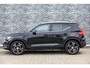 Volvo XC40 1.5 T5 Twin Engine Inscription | Plug-in Hybrid (PHEV) | Trekhaak | 360 Graden Camera | Panoramadak | Harman Kardon Audio | Stoelverwarming voor en achter | Elektrische Achterklep | Navigatie | Apple Carplay | Android Auto
