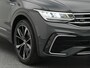 Volkswagen Tiguan R-Line 1.5 TSI 150 PK DSG | LED | Navigatie | Trekhaak | Panoramadak | Stoel- & Stuurverwarming | DAB+ | Parkeersensoren V + A |