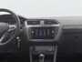Volkswagen Tiguan R-Line 1.5 TSI 150 PK DSG | LED | Navigatie | Trekhaak | Panoramadak | Stoel- & Stuurverwarming | DAB+ | Parkeersensoren V + A |