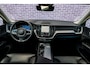 Volvo XC60 2.0 T6 Plug-in hybrid AWD Plus Dark | Adaptieve cruise control | 360° camera | Trekhaak | Stoel- en stuurverwarming | Dode hoek detectie BLIS | Panorama dak | All season banden | Google Auto |