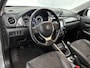 Suzuki Vitara 1.4 Boosterjet Comfort Smart Hybrid | Adaptive Cruise | Stoelverwarming | Navigatie | Camera | Panoramadak