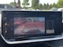 Peugeot 2008 1.2 PureTech 100 Allure Apple carplay/Android auto | Navigatie | Trekhaak | Zwarte hemelbekleding | Achteruitrijcamera | Cruise control |