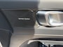 Volvo EC40 Twin Motor Ultra Black Edition 82 kWh / Treeplanken / Trekhaak / 360 Camera / Harman/Kardon / Panorama dak /