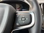 Volvo EC40 Twin Motor Ultra Black Edition 82 kWh / Treeplanken / Trekhaak / 360 Camera / Harman/Kardon / Panorama dak /