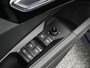 Audi Q4 e-tron 50 quattro S edition 77 kWh 299 PK | LED Matrix | Leder | Elek. Verstelbare stoelen | Side Assist | Head-Up Display | Trekhaak | Panoramadak | Sonos | Stuur- & Stoelverwarming | Achteruitrij Camera |