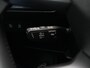 Audi Q4 e-tron 50 quattro S edition 77 kWh 299 PK | LED Matrix | Leder | Elek. Verstelbare stoelen | Side Assist | Head-Up Display | Trekhaak | Panoramadak | Sonos | Stuur- & Stoelverwarming | Achteruitrij Camera |
