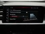 Audi Q4 e-tron 50 quattro S edition 77 kWh 299 PK | LED Matrix | Leder | Elek. Verstelbare stoelen | Side Assist | Head-Up Display | Trekhaak | Panoramadak | Sonos | Stuur- & Stoelverwarming | Achteruitrij Camera |