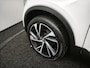 Volvo XC40 1.5 T3 R-Design | Achteruitrijcamera | Navigatie | Stoelverwarming | Elektrische Achterklep |