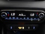Toyota Yaris 1.5 Hybrid Executive | BTW voertuig | Dealer onderhouden | Dodehoek detectie | Parkeersensoren voor+achter | Stoelverwarming | Cruise Control Adaptive | Apple CarPlay/Android auto | Achteruitrijcamera |