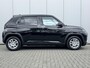 Hyundai Inster Pulse 49 kWh / Demo Deal / 370 KM WLTP / Dynamische Navigatie / Achteruitrijcamera / Climate Control / Adaptive Cruise Control / Verschuifbare Achterbank / Leder Stuurwiel / 15 Inch Lichtmetaal /