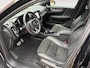 Volvo XC40 Recharge P8 AWD R-Design | 360 graden camera | Harmon Kardon | Adaptive Cruise Control | Elektrische stoelen | | Trekhaak Elektrisch | Panoramisch schuif kanteldak | 19inch | AWD | Btw-auto