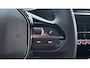 Peugeot e-2008 54KWH 156PK GT PACK AUTOMAAT / NAVI / LEDER / CLIMA / LED / PDC / 17" LMV / KEYLESS / ALCANTARA / WINTERPAKKET / 360° CAMERA / CRUISECONTROL / 1E EIGENAAR / NIEUWSTAAT !!