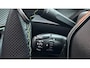 Peugeot e-2008 54KWH 156PK GT PACK AUTOMAAT / NAVI / LEDER / CLIMA / LED / PDC / 17" LMV / KEYLESS / ALCANTARA / WINTERPAKKET / 360° CAMERA / CRUISECONTROL / 1E EIGENAAR / NIEUWSTAAT !!