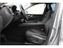 Volvo XC60 T5 Automaat MOMENTUM | Panoramadak | Dealer-onderhouden | Lederen bekleding | Keyless entry | Semi elek. trekhaak | Elek. bed. bestuurdersstoel met geheugen | Achteruitrij camera | Verwarmbare voorstoelen | Verwarmbaar stuurwiel | Cruise control | Elektrische achterklep | Navigatie | Apple carplay