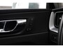 Volvo XC60 T5 Automaat MOMENTUM | Panoramadak | Semi elek. trekhaak | Dealer-onderhouden | Lederen bekleding | Keyless entry | Elek. bed. bestuurdersstoel met geheugen | Achteruitrij camera | Verwarmbare voorstoelen | Verwarmbaar stuurwiel | Cruise control | Elektrische achterklep | Navigatie | Apple carplay
