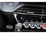 Peugeot e-2008 EV GT Pack 50 kWh SOH 91,25% l 1e Eigenaar l Alcantara l Schuif-Kanteldak l Full-LED l Apple Carplay & Android Auto l DAB l Bluetooth l Keyless l Navigatie