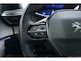 Peugeot e-2008 EV GT Pack 50 kWh SOH 91,25% l 1e Eigenaar l Alcantara l Schuif-Kanteldak l Full-LED l Apple Carplay & Android Auto l DAB l Bluetooth l Keyless l Navigatie