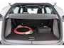 Peugeot e-2008 EV GT Pack 50 kWh SOH 91,25% l 1e Eigenaar l Alcantara l Schuif-Kanteldak l Full-LED l Apple Carplay & Android Auto l DAB l Bluetooth l Keyless l Navigatie