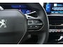 Peugeot e-2008 EV GT Pack 50 kWh SOH 91,25% l 1e Eigenaar l Alcantara l Schuif-Kanteldak l Full-LED l Apple Carplay & Android Auto l DAB l Bluetooth l Keyless l Navigatie