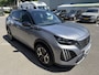 Peugeot 2008 145pk Hybrid GT (360gr Camera - Keyless Entry - LED - Parkeersensoren V+A - Adaptieve Cruise Controle - 17"incl 4S - Draadloos laden - Automatische Airco)